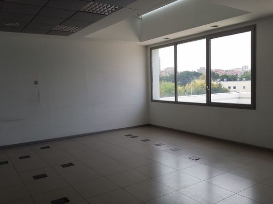 Foto 2 de Oficina en alquiler en Can Feu - Can Gambús - Hostafrancs con aire acondicionado y calefacción