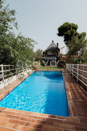 Foto 1 de Xalet en lloguer a Finestrelles de 6 habitacions amb terrassa i piscina