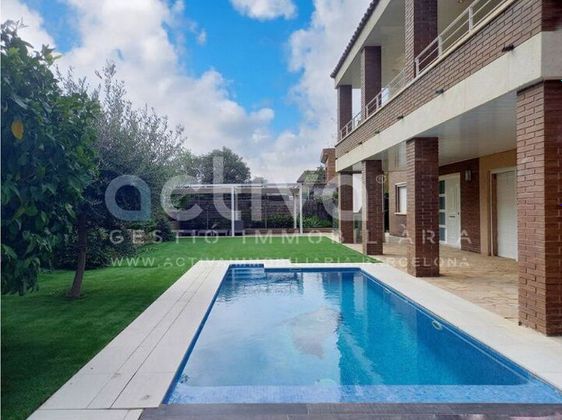 Foto 1 de Casa en venda a Sant Just Desvern de 6 habitacions amb terrassa i piscina