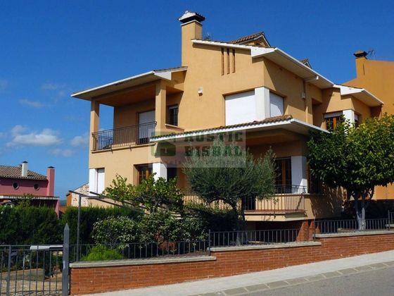 Foto 2 de Casa en venda a Bisbal d´Empordà, La de 6 habitacions amb terrassa i piscina