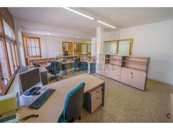 Foto 2 de Oficina en venda a Bisbal d´Empordà, La de 242 m²
