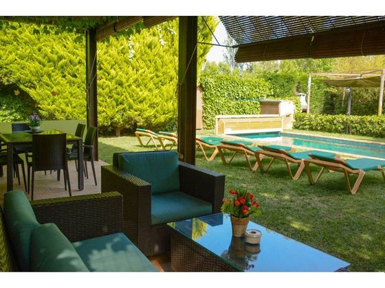 Foto 2 de Venta de casa rural en Tallada d´Empordà, La de 3 habitaciones con terraza y piscina