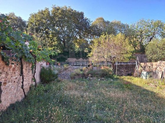 Foto 2 de Casa rural en venda a Celrà de 4 habitacions amb garatge i jardí