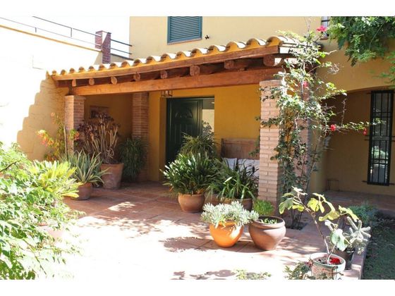 Foto 2 de Casa en venda a Torroella de Fluvià de 9 habitacions amb terrassa i piscina