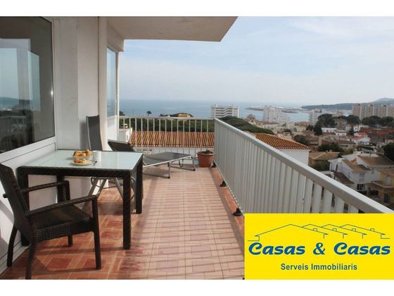 Foto 1 de Pis en venda a Escala, L´ de 2 habitacions amb terrassa i balcó