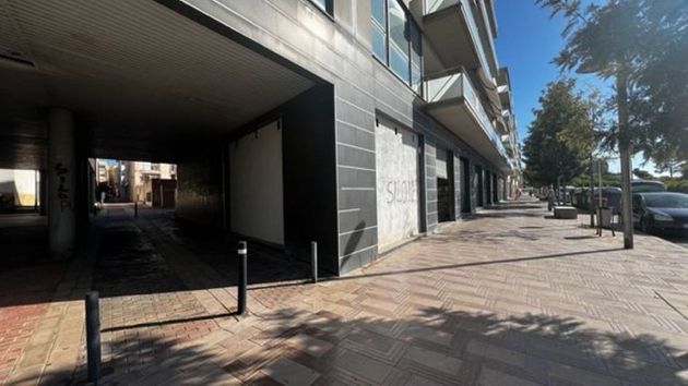 Foto 2 de Local en alquiler en Centre - Torredembarra de 149 m²