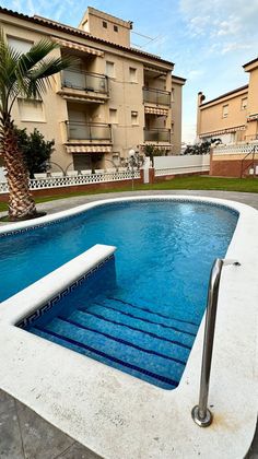 Foto 2 de Venta de piso en Els Munts de 2 habitaciones con terraza y piscina