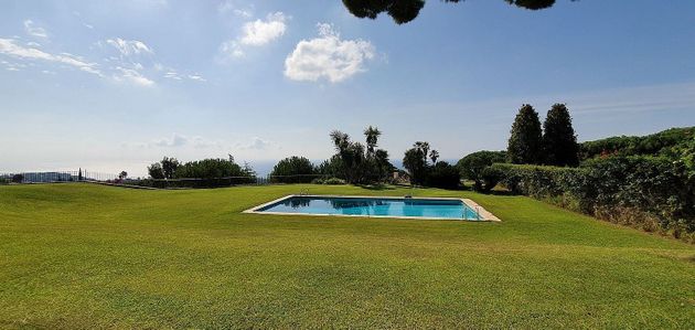 Foto 2 de Chalet en alquiler en Sant Vicenç de Montalt de 8 habitaciones con terraza y piscina