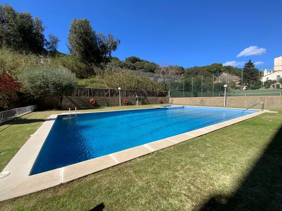 Foto 2 de Local en venta en Caldes d´Estrac con piscina