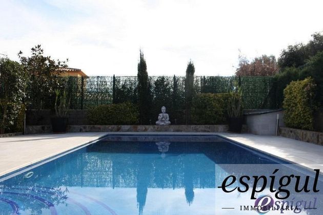 Foto 2 de Casa en venda a Montilivi - Palau de 5 habitacions amb terrassa i piscina