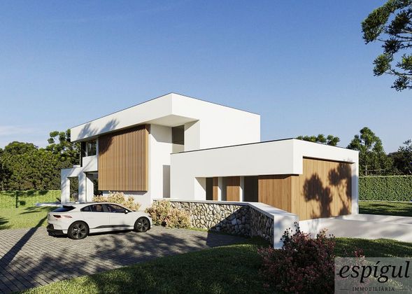 Foto 1 de Casa en venda a calle De la Pineda de 4 habitacions amb terrassa i piscina