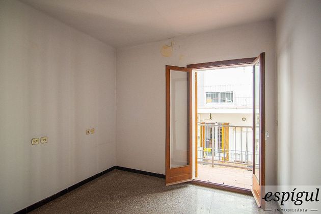 Foto 2 de Casa en venda a Eixample Nord – La Devesa de 4 habitacions amb terrassa i balcó