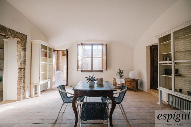 Foto 1 de Casa en venta en Rupià de 8 habitaciones con piscina y garaje