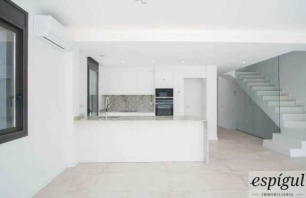 Foto 1 de Casa en venda a avenida Padró de 4 habitacions amb terrassa i garatge