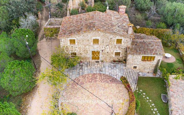 Foto 1 de Casa rural en venda a Santa Cristina d'Aro de 4 habitacions amb terrassa i garatge