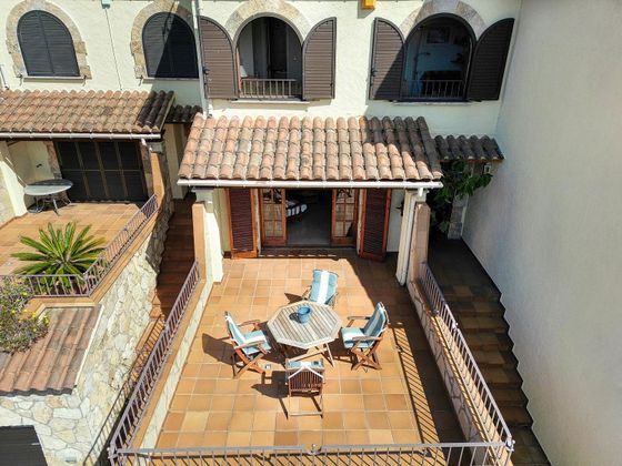 Foto 2 de Casa adosada en venta en Sant Pol - Volta de l'Ametller de 4 habitaciones con terraza y piscina