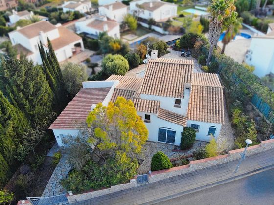 Foto 1 de Xalet en venda a Cabanyes-Mas Ambrós-Mas Pallí de 3 habitacions amb terrassa i piscina