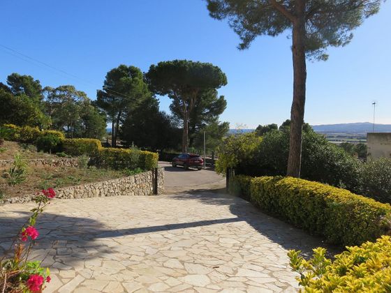 Foto 2 de Xalet en venda a Torroella de Montgrí pueblo de 5 habitacions amb terrassa i piscina