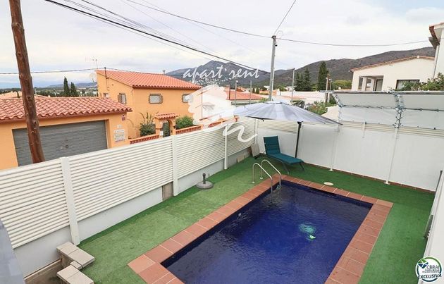 Foto 1 de Casa en venda a Els Grecs - Mas Oliva de 2 habitacions amb terrassa i piscina