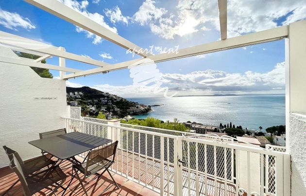 Foto 1 de Casa en venda a Port Esportiu - Puig Rom - Canyelles de 2 habitacions amb terrassa i balcó