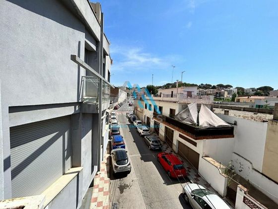 Foto 2 de Dúplex en venta en Barri de Tueda de 3 habitaciones con terraza y garaje