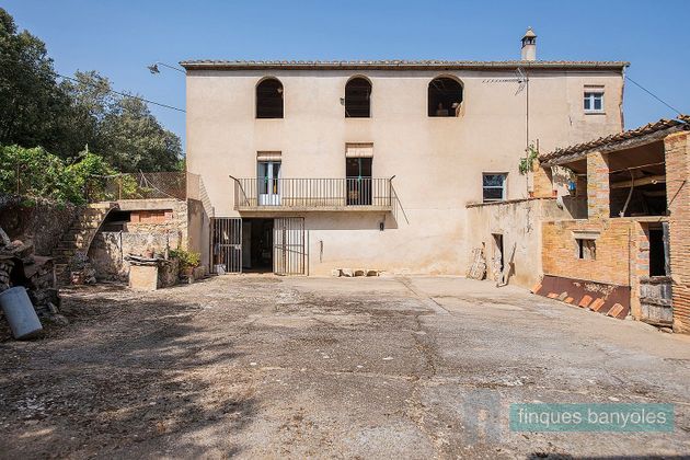 Foto 1 de Casa rural en venta en Serinyà de 3 habitaciones con terraza y calefacción