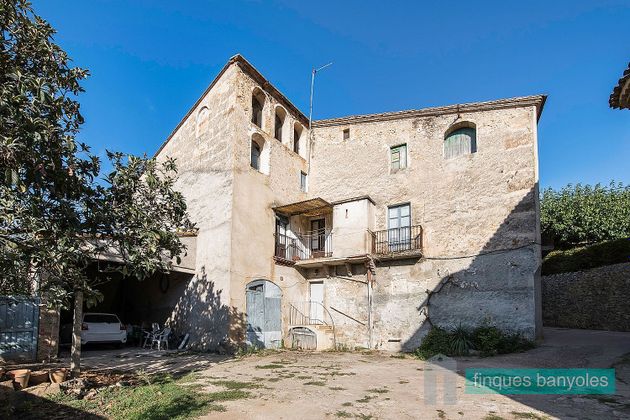Foto 1 de Casa en venda a Serinyà de 4 habitacions i 450 m²