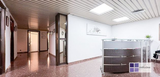 Foto 1 de Oficina en venda a La Nova Esquerra de l'Eixample amb aire acondicionat i ascensor