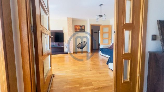 Foto 2 de Pis en venda a Montornès del Vallès de 4 habitacions amb garatge i balcó