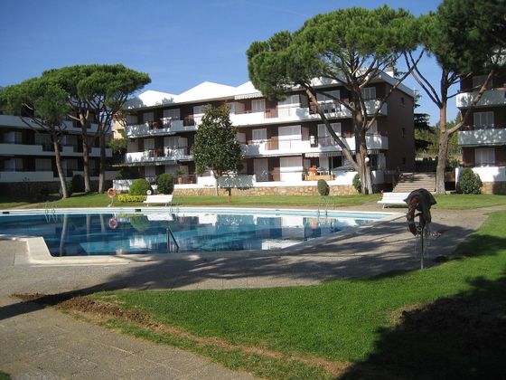 Foto 2 de Àtic en venda a Calella de Palafrugell de 2 habitacions amb terrassa i piscina