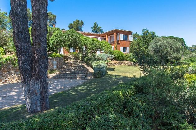 Foto 2 de Casa en venta en Residencial Begur - Esclanyà de 6 habitaciones con terraza y piscina