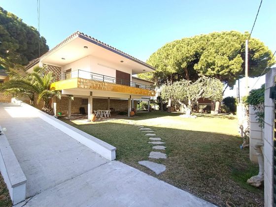 Foto 1 de Xalet en venda a Bardají-Molí de Baix de 5 habitacions amb terrassa i garatge