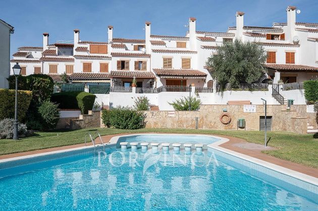 Foto 1 de Casa en venda a Torre Valentina-Mas Vilar de La Mutxada-Treumal de 4 habitacions amb terrassa i piscina