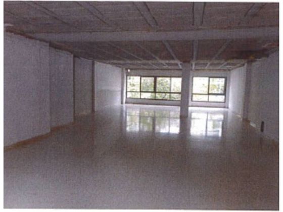 Foto 2 de Oficina en venda a Eixample Nord – La Devesa de 212 m²