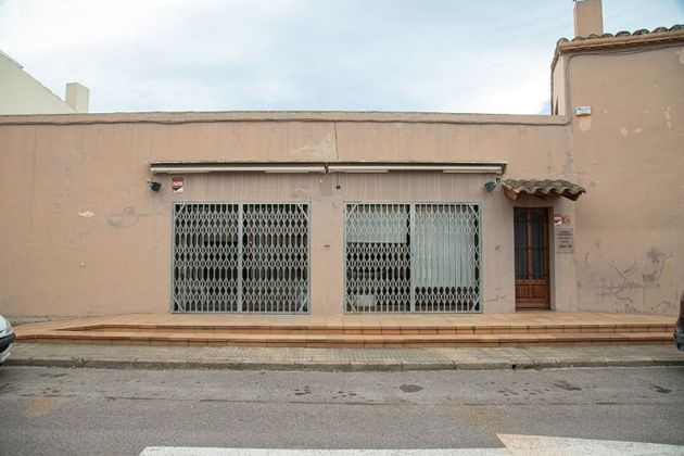 Foto 2 de Local en venta en calle Sant Fructuos de 114 m²