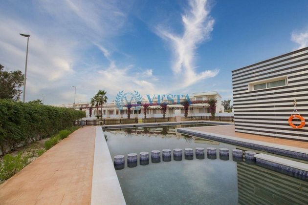 Foto 1 de Casa en venda a Amposta de 3 habitacions amb terrassa i piscina