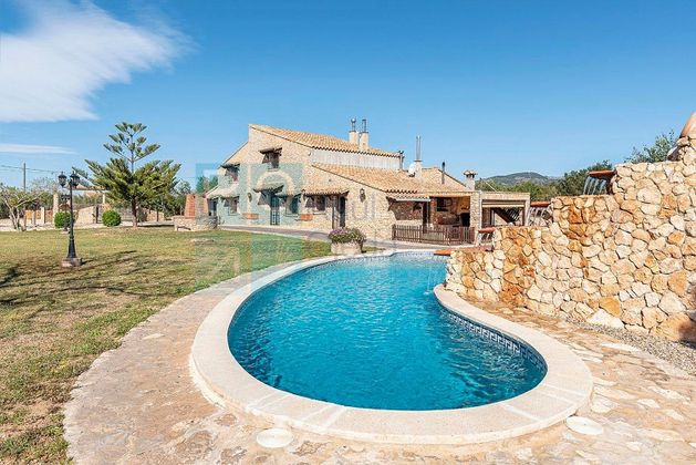 Foto 2 de Casa rural en venda a polígono Diseminats de 4 habitacions amb piscina i jardí