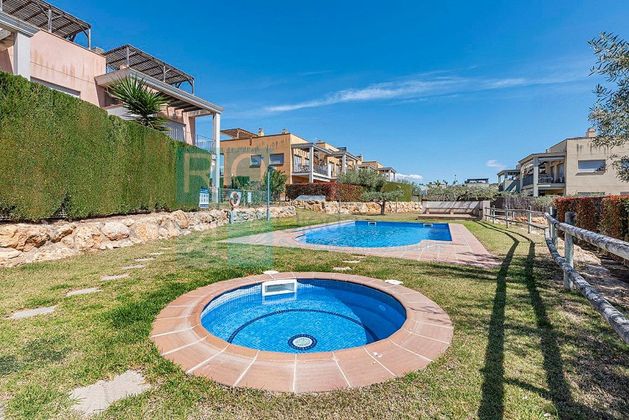 Foto 2 de Pis en venda a calle Mar de Coral de 2 habitacions amb terrassa i piscina