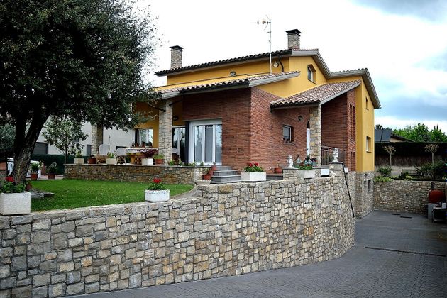Foto 1 de Xalet en venda a Sant Julià de Vilatorta de 4 habitacions amb terrassa i piscina