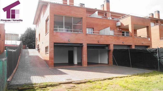 Foto 2 de Alquiler de casa en Ametlla del Vallès, l´ de 5 habitaciones con terraza y garaje