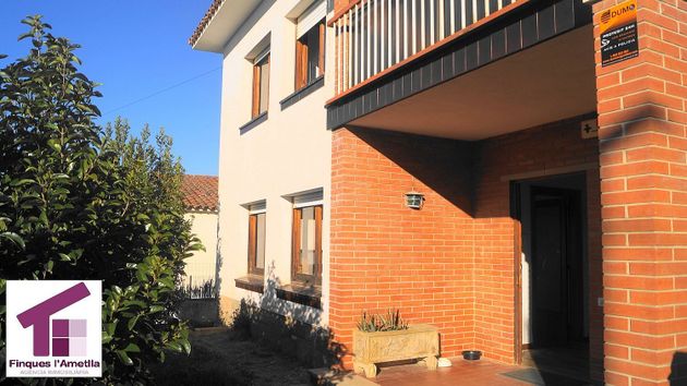 Foto 2 de Venta de chalet en Ametlla del Vallès, l´ de 3 habitaciones con terraza y jardín