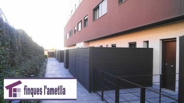 Foto 1 de Alquiler de casa adosada en Ametlla del Vallès, l´ de 4 habitaciones con terraza y piscina