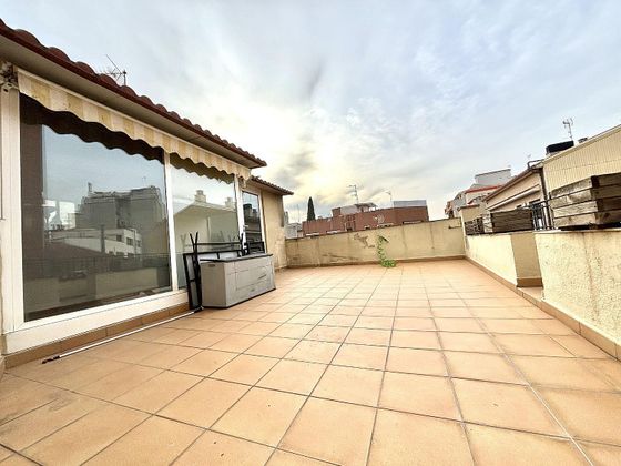 Foto 1 de Casa en venda a Zona Mercat de 3 habitacions amb terrassa