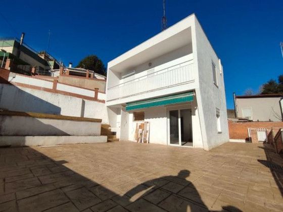 Foto 1 de Xalet en venda a Castellnou - Can Mir - Sant Muç de 2 habitacions amb terrassa i piscina