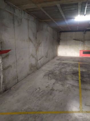 Foto 2 de Garatge en venda a calle Brujas de 20 m²