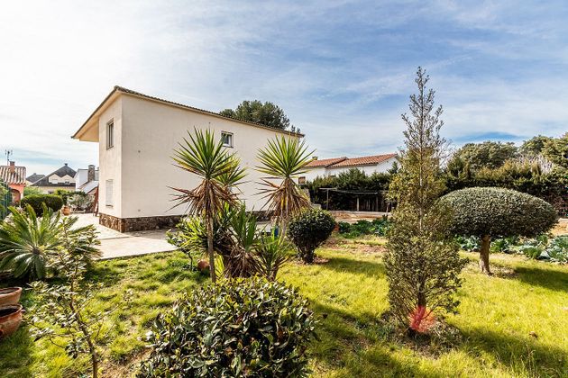 Foto 2 de Chalet en venta en Castellarnau - Can Llong de 6 habitaciones con terraza y piscina
