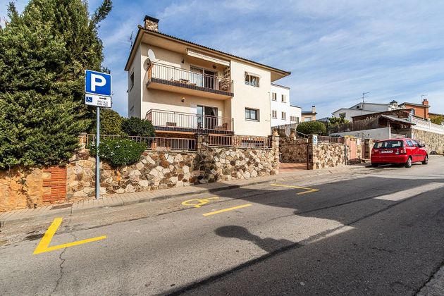 Foto 1 de Chalet en venta en Castellarnau - Can Llong de 6 habitaciones con terraza y piscina