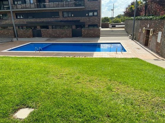 Foto 1 de Piso en venta en Can Feu - Can Gambús - Hostafrancs de 3 habitaciones con piscina y garaje