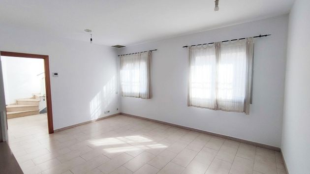 Foto 2 de Casa en venda a Montcada Centre - La Ribera de 3 habitacions amb terrassa i aire acondicionat