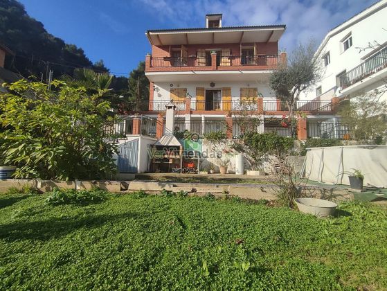 Foto 2 de Xalet en venda a Vallirana de 4 habitacions amb terrassa i garatge